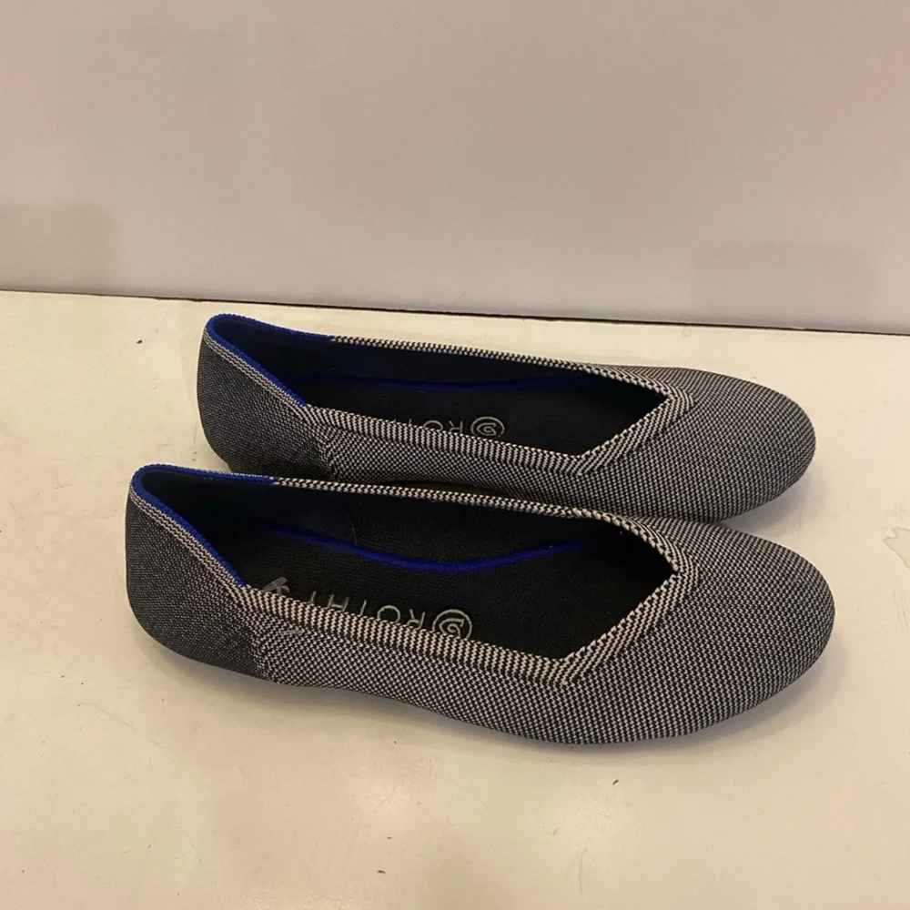 Rothy’s bird eye round toe flats